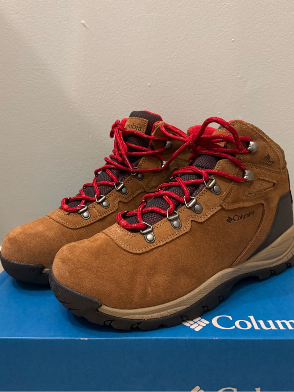 Columbia Newton Ridge Plus Waterproof Amped Wide Hiking Boots - Women’s 10W - Picture 2 of 7